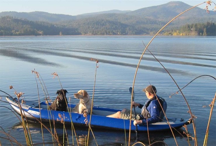 best inflatable kayaks for dogs featured