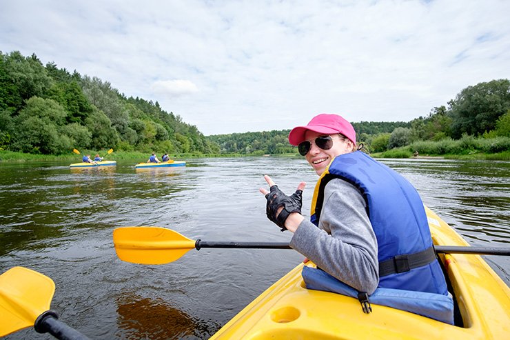 how to prevent blisters on hands when kayaking featured
